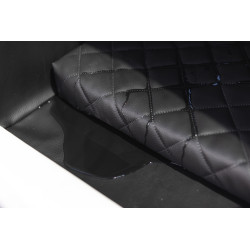 Transporteur de voiture pour le chien - lit de coffre avec matelas 55x70 cm et ceinture de sécurité